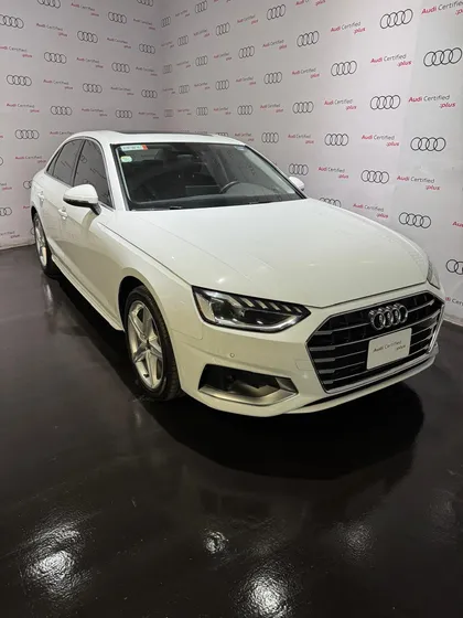 Audi A4 2.0 T Select 190hp Dsg