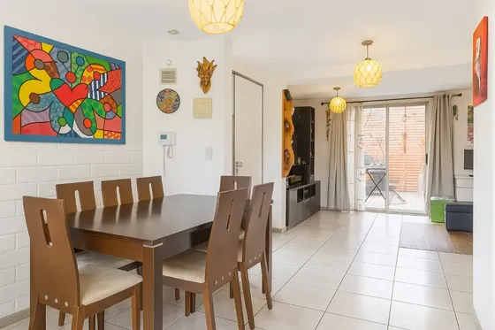 Cumbrespro Vende Amplia Casa 3d/3b Bien Ubicada