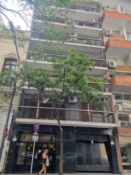 Departamento En Venta 4 Ambientes Con Dependencia  - Baulera Y Cochera Recoleta Excelente Ubicacion - Todo Luz 