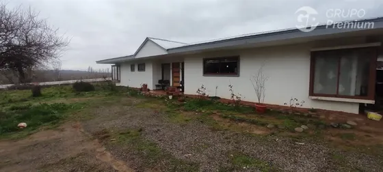 Vendoterreno Agrícola En San Rafael Con Casa Amoblada 3d,3 B