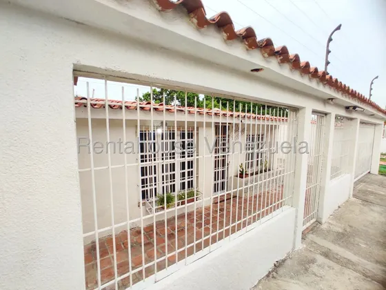 Ana Karina Molleja Vende Bella Casa Ubicada En El Recreo, Cabudare Lara /akm