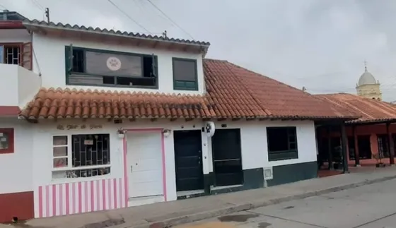 Venta Magníficos Locales Comerciales Ubicados Cerca Del Parque Principal En La Calera
