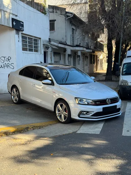 Volkswagen Vento 2.0 Tsi Gli 211cv App Connect + Nav