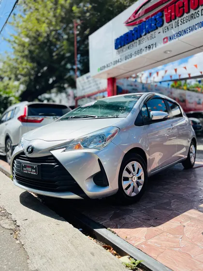 Toyota Vitz Japones