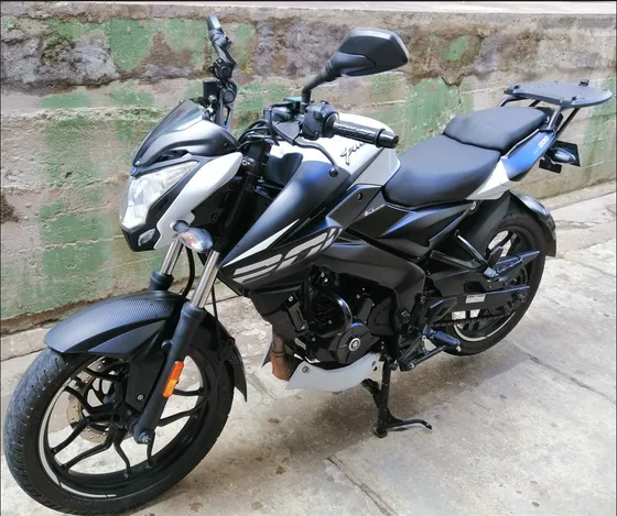 Pulsar 200 Ns Fi