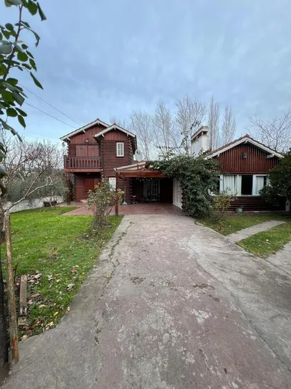 Venta De Dos Unidades Tipo Cabañas En Barrio Parquemar - Ciudad De Miramar.
