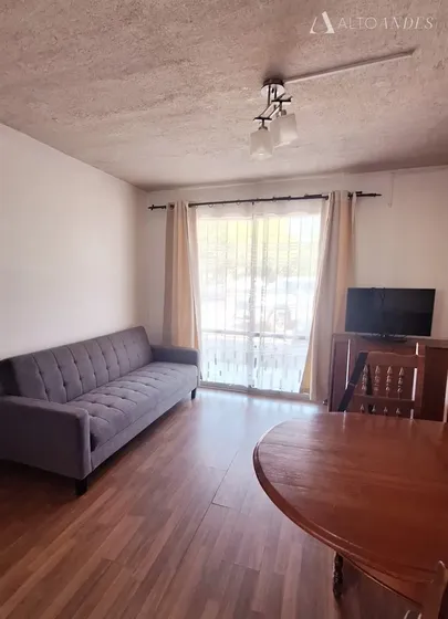 Casa Céntrica En Talca, 300 M De Terreno Disponible