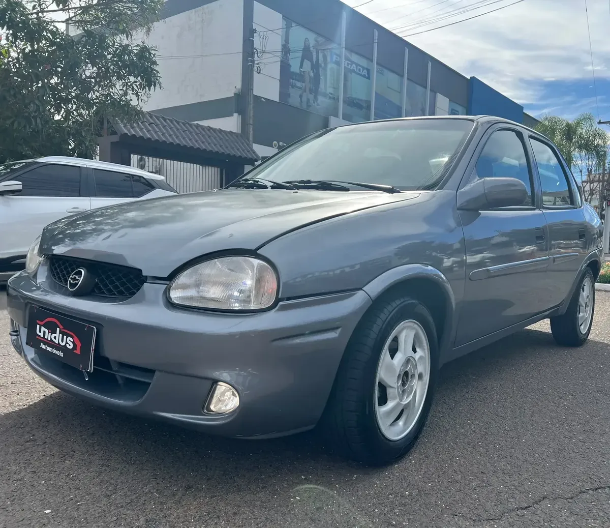 Chevrolet Corsa 2000 1.0 Wind 5p