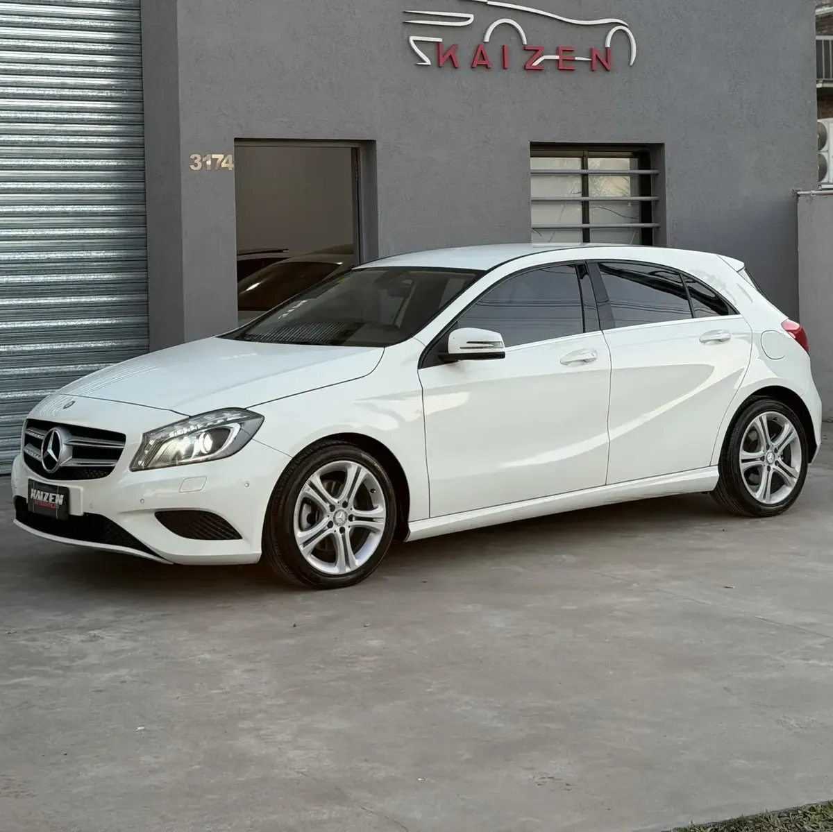 Mercedes-Benz Clase A 1.6 A 200 Urban B.efficiency 156cv