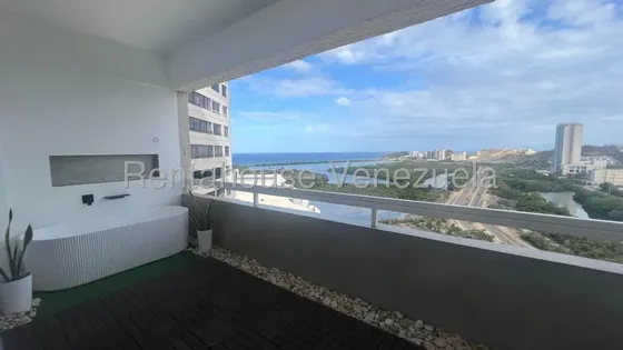 Dm Vende Hermoso Y Remodelado Apartamento Con Vista Al Mar Listo Para Mudarse, El Morro - Porlamar Isla De Margarita