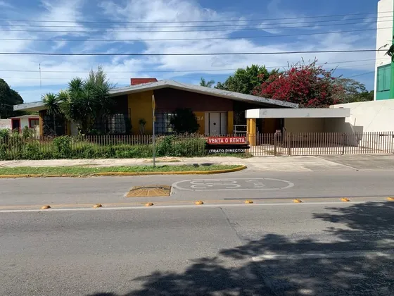 Casa En Venta, Prolongación Paseo De Montejo, Entrega Inmediata.