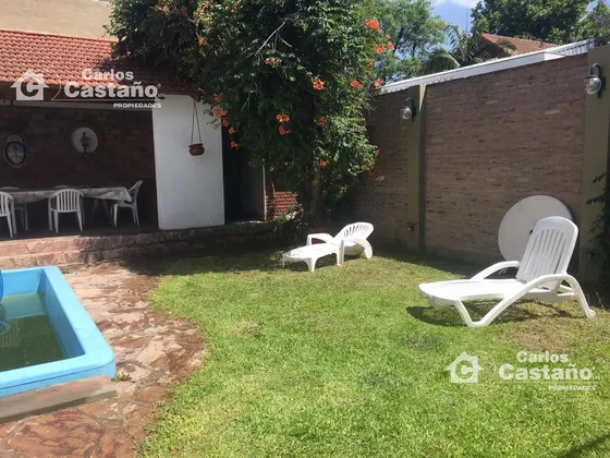 Casa 6 Amb. En 2 Plantas, Ideal Refacción O Edificio