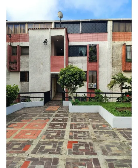 Townhouse En Venta Urbanización Rosalito En San Antonio De Los Altos