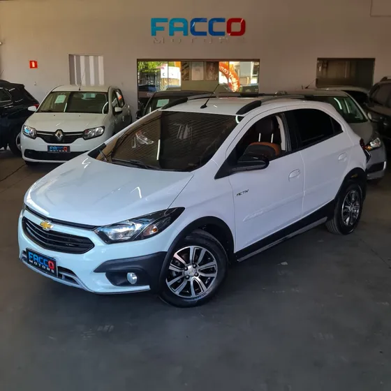 Chevrolet Onix Onix Hatch Activ 1.4 8v Flex 5p Mec.