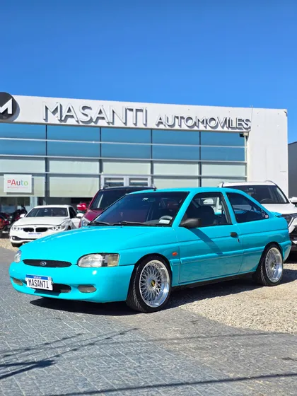 Ford Escort 1.8 Coupe Si