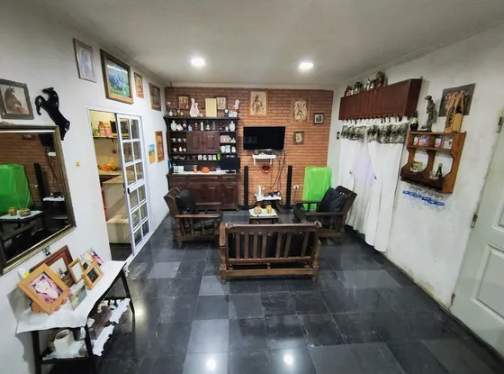 Venta  Casa 5 Amb Tristán Suarez Parrilla/cochera.