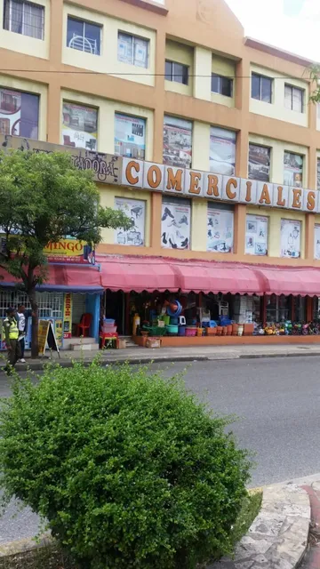 Alquilo 2do Piso Av Mexico Esq. Av Duarte