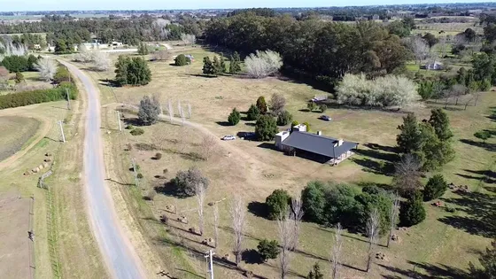Chacra En Venta De 3 Hectáreas. Casa Con Pileta. Country Las Vizcachas, Exaltación De La Cruz
