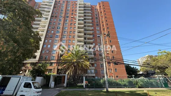 Departamento En Venta De 2 Dorm. En Macul