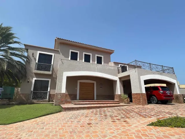 Las Villas Lecheria Alquiler 1200 M2