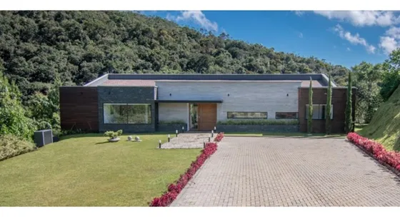 Casa Campestre En Venta,  El Retiro, Antioquia