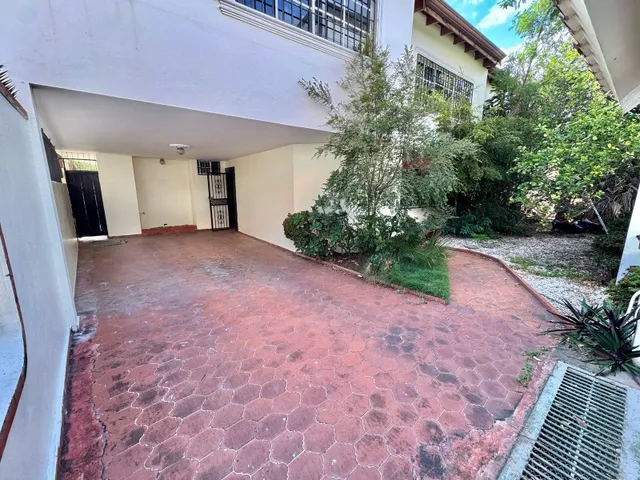 Vendo Casa Para Vivienda Pedregal Km 10 Independencia Ju