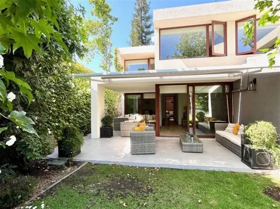 Mascorredores Vende Casa   Mediterránea En Condominio