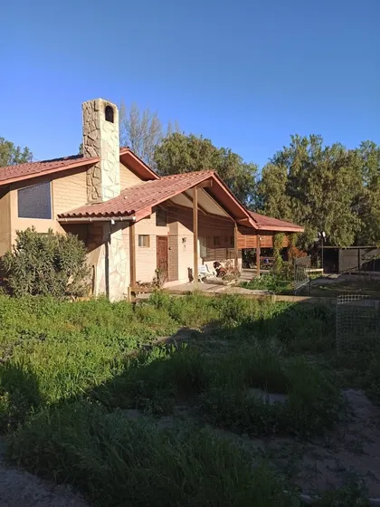Casa En Venta De 3 Dorm. En Vicuña