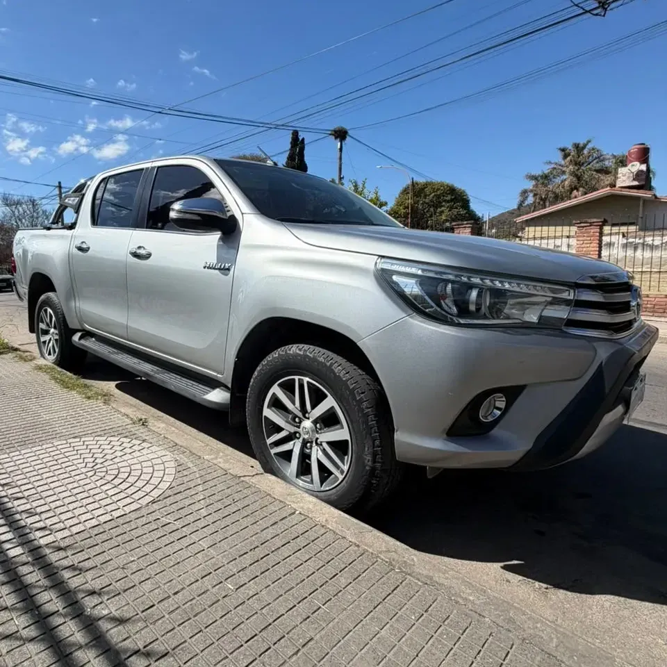 Toyota Hilux Pick-Up 2.8 Cd Srx 177cv 4x4 At