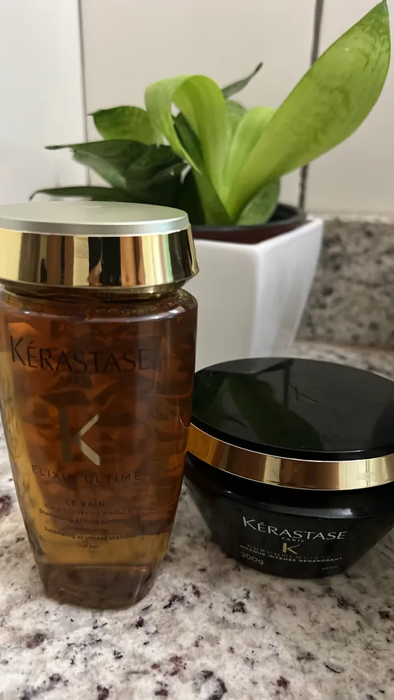 Shampoo de Nutrição com Óleo de Argan, Limpeza Profunda e Brilho Radiante e Maciez para Todos os Tipos de Cabelo, Elixir Ultime Le Bain, Kérastase 250ml - Imagem 4