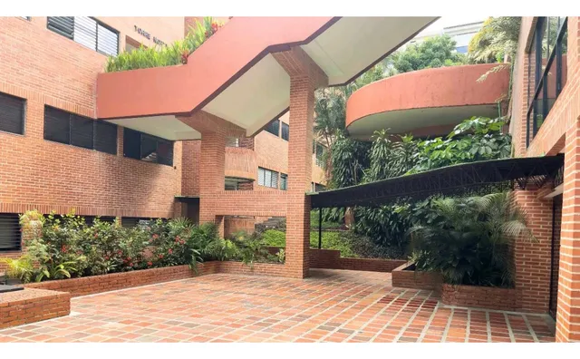 Se Alquila Apartamento 337m2 El Peñon 0555