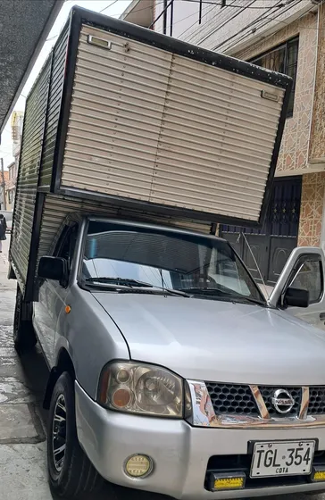 Nissan Frontier 2.5l Chasis 4x2