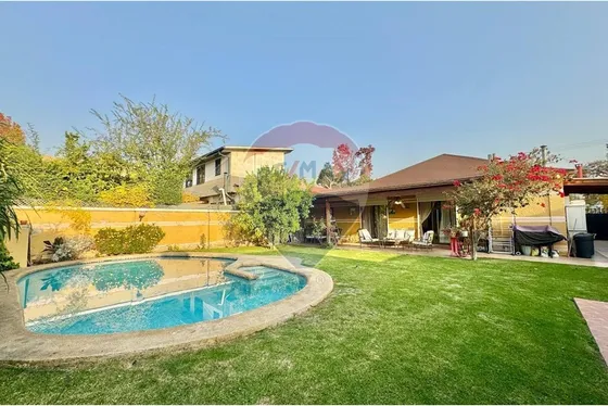 Amplia Casa Ñuñoa 4d Gran Jardin Y Piscina
