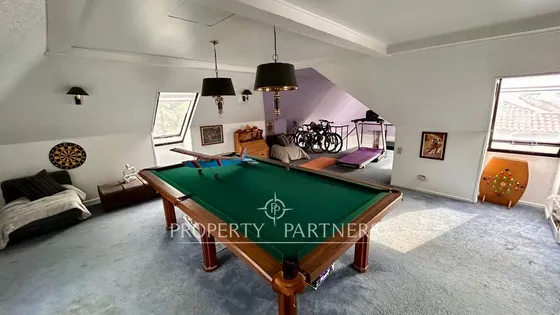 Gran Casa Esquina A La Venta