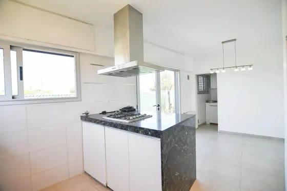 Casa En Venta De 3 Habitaciones