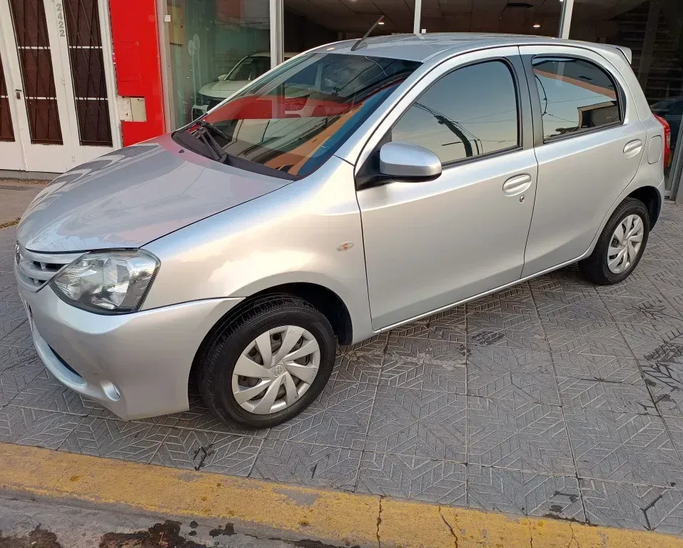 Toyota Etios 1.5 Xs