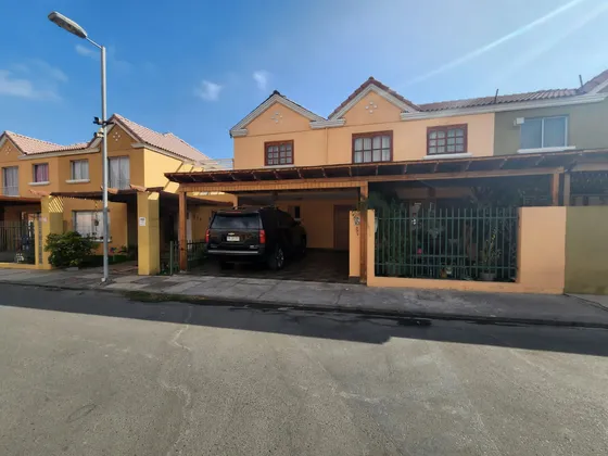 Vendo Casa 5 Dormitorios Sector Norte En Condominio Valor 9.