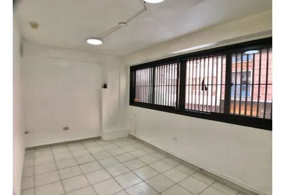 Se Alquila Mezzanina 45m2 Chacao 0080