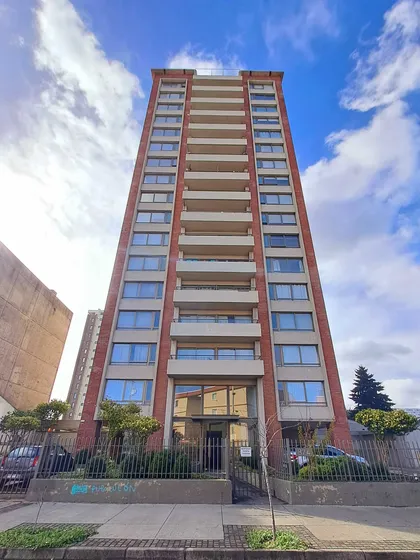 Amplio Departamento, Excelente Ubicación Ccp. (99284)