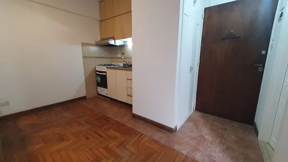 Venta Monombiente En Ramos Mejia Dividido