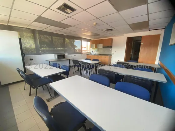 Oficina En Alquiler Colinas De Bello Monte 24-26244 K