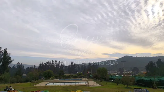 Gran Parcela Con Piscinas Excelente Inversión 