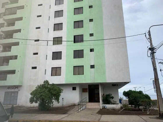 Vendemos Amplio Depto Cercano U.santo Tomas (88420)