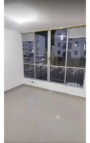 Venta Apartamento Obra Blanca 50mtr2, Ciudad Guabinas, Yumbo, 12464.