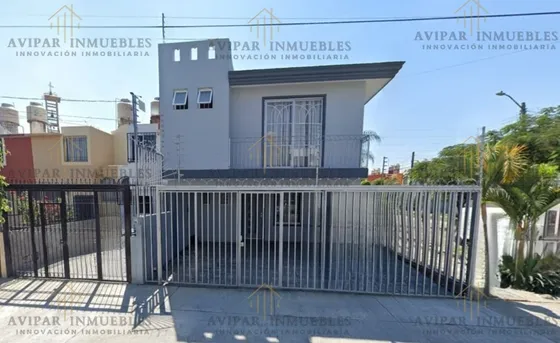 Casa En Venta En Zapopan Jalisco, Valle De Los Olmos.  (atg0109).