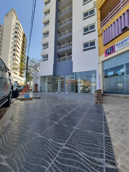 Local Comercial En Guemes