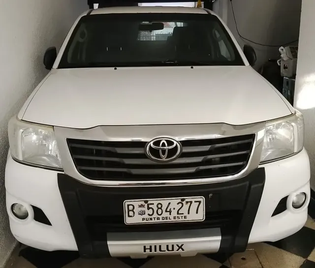 Toyota Hilux Pick-up 2.7 Cd Srv Vvti 4x4 Cuero - B4