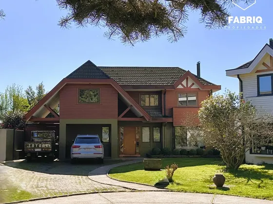 Preciosa Casa Con Gran Terreno 611 M2