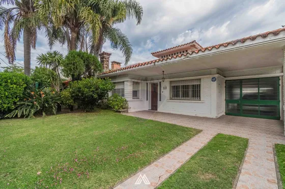 Venta Casa 4 Dor. Serv 3 B Pta.gorda Gge. Piscina 