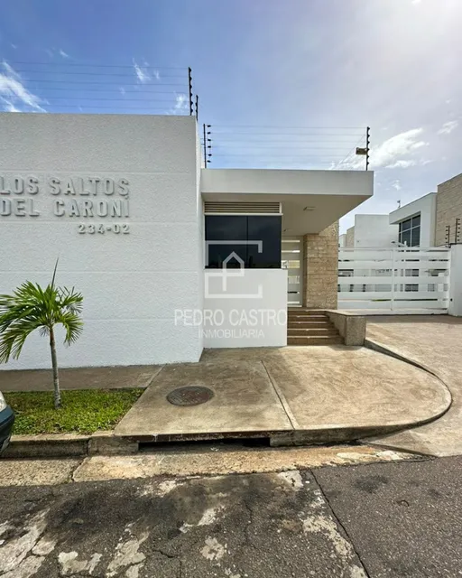 Venta Casa Obra Gris En Exclusivo Conjunto Residencial Los Saltos Del Caroní, Puerto Ordaz, Guayana, Bolívar, Venezuela, Urbanización Los Saltos